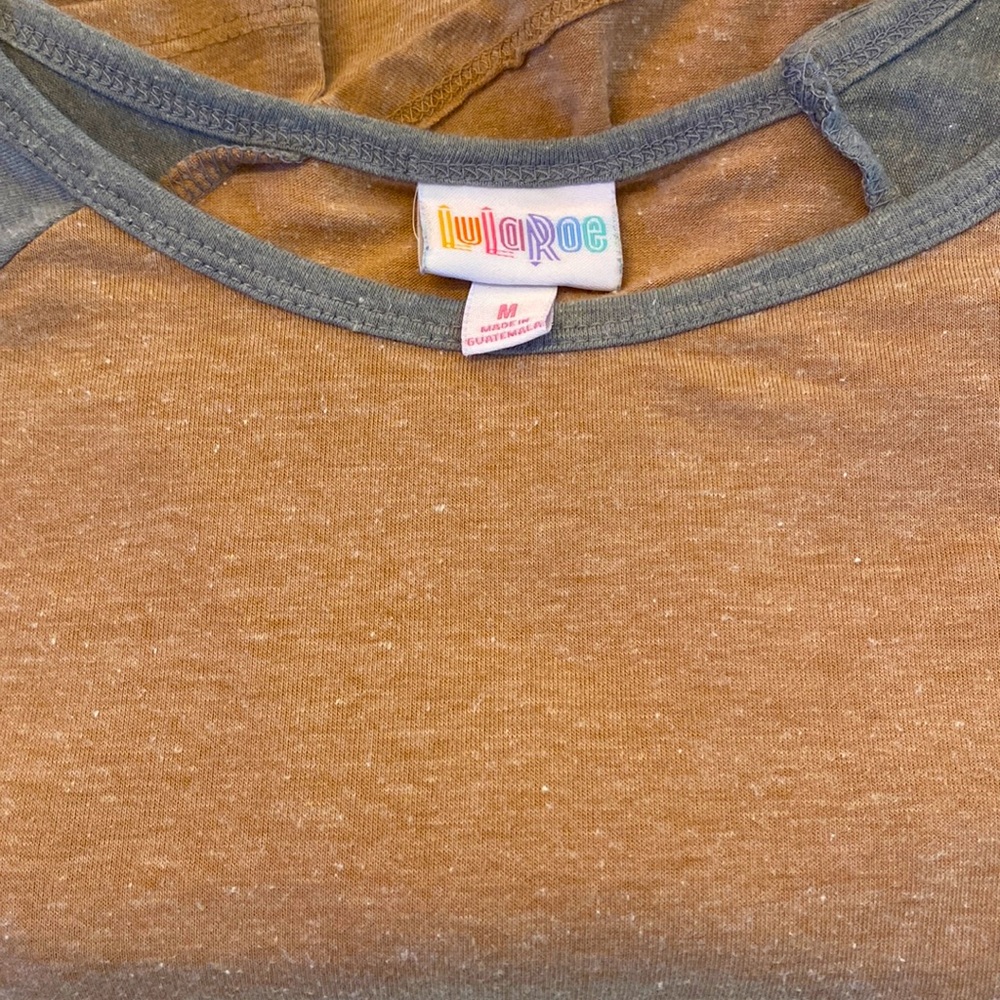 Cute LuLaRoe Top